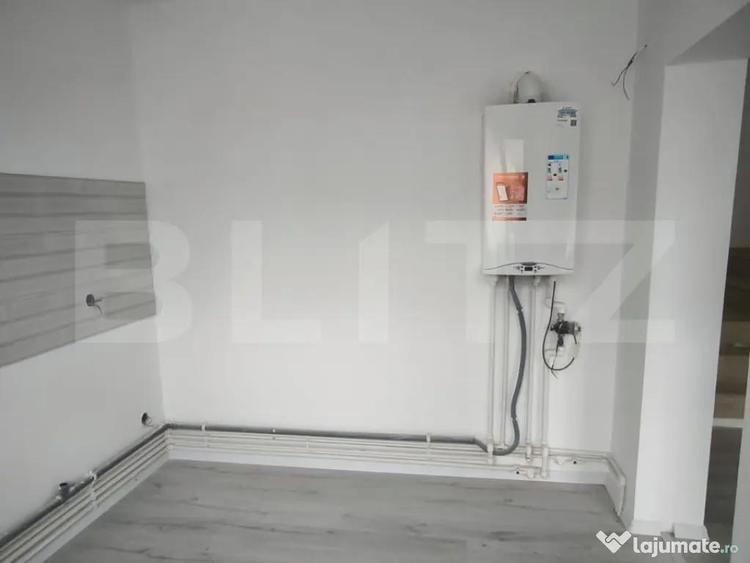 Casă cu 4 camere cu Teren 250 Mp în Lascăr Catargiu