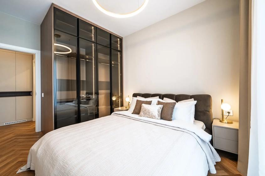 Penthouse cu 3 camere decomandat în Floreasca