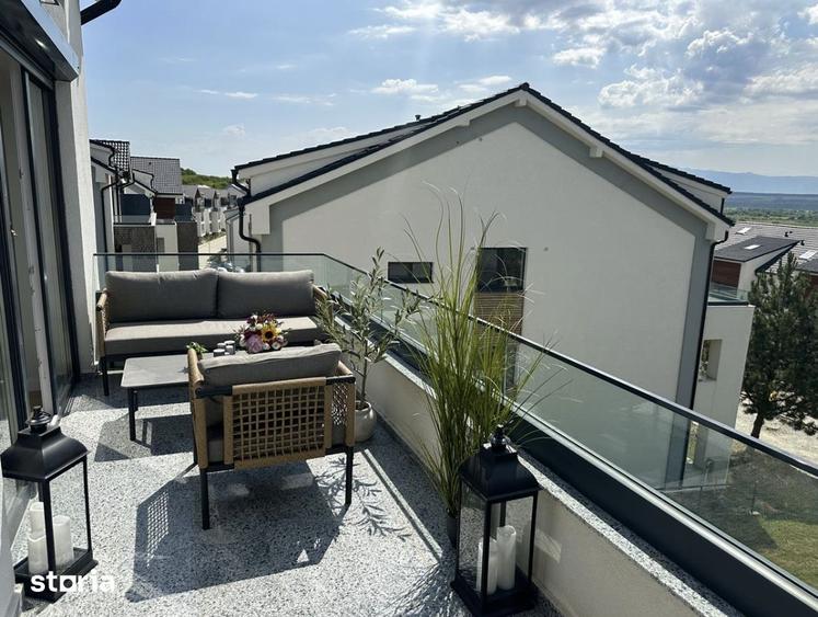 Apartament cu 3 camere în Cristian