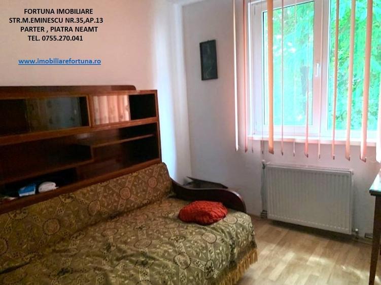 Apartament cu 3 camere semidecomandat în Dărmănești