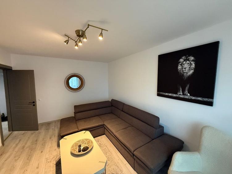 Apartament cu 2 camere decomandat, mobilat în Capitol