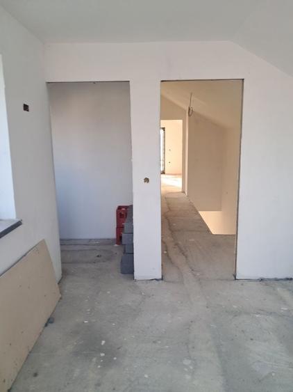 Casă cu 3 camere în Central