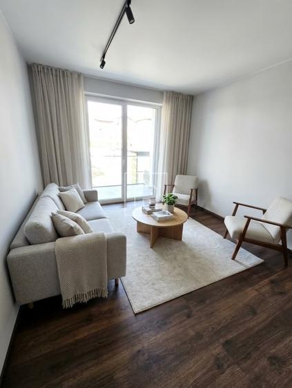 Apartament cu 3 camere decomandat în Ștrand
