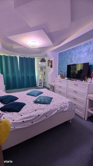 Apartament cu 3 camere decomandat în Decebal