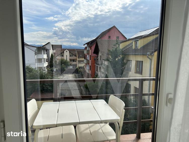 Apartament cu 2 camere semidecomandat, mobilat în Ștrand