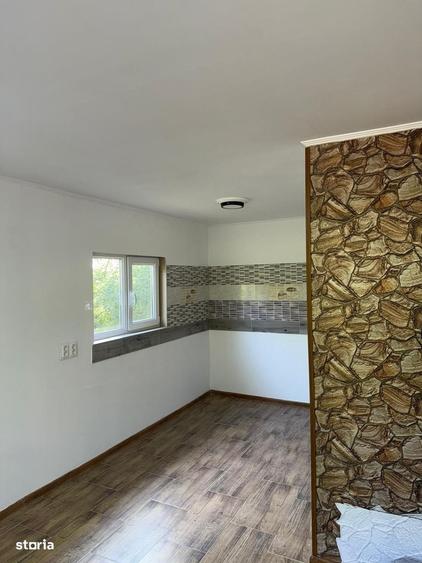 Casă cu 4 camere în Piatra