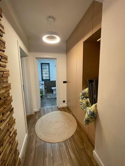 Apartament cu 2 camere semidecomandat în Furnica