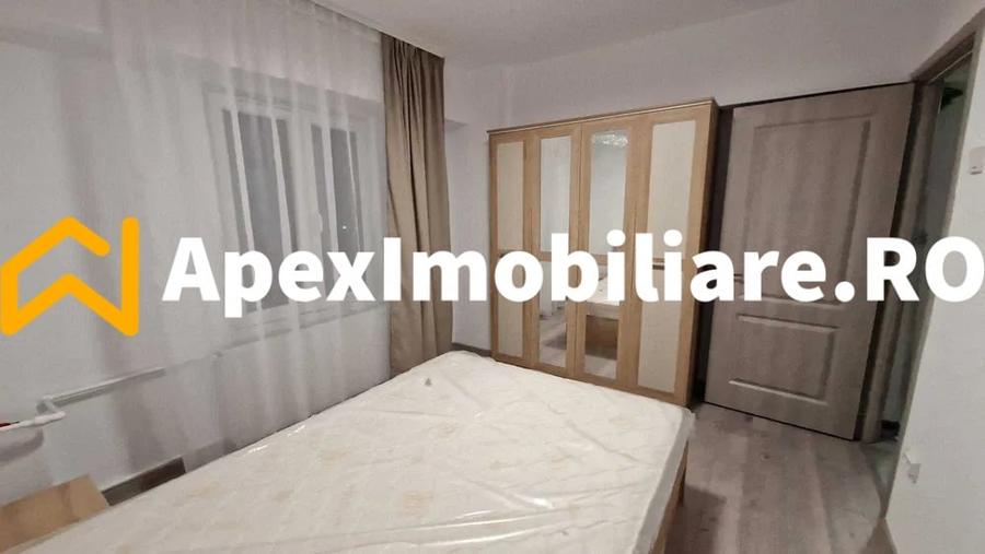 Apartament cu 3 camere decomandat, mobilat în Păcii