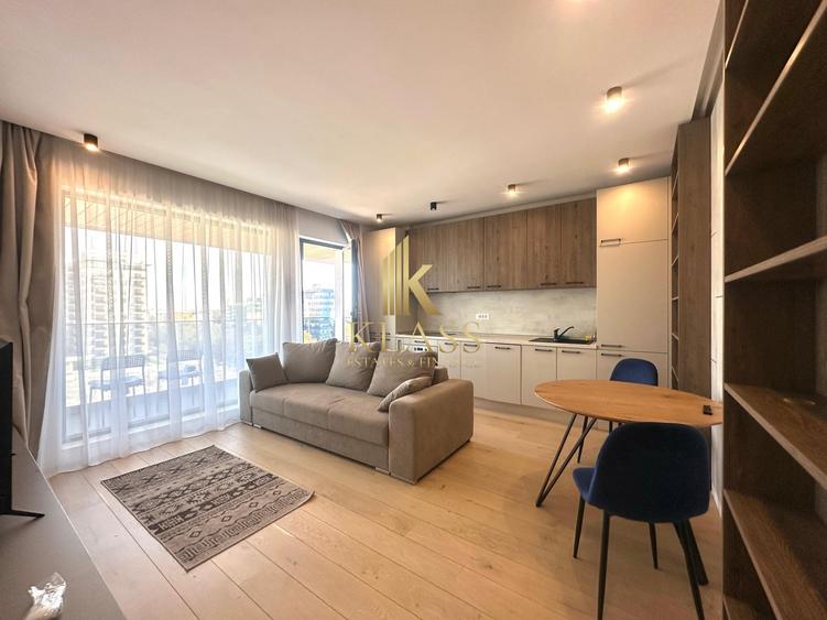 Apartament cu 2 camere semidecomandat, mobilat în Aviației