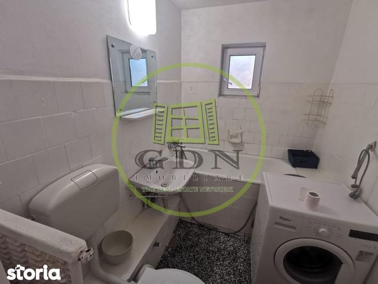 Apartament cu 3 camere decomandat în Decebal