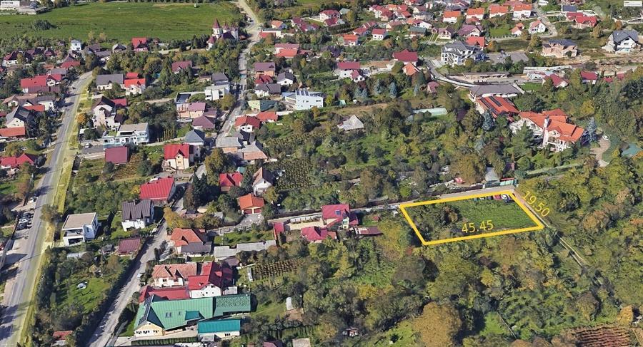 Teren Construcții intravilan de 871 mp, în Valea Borcutului