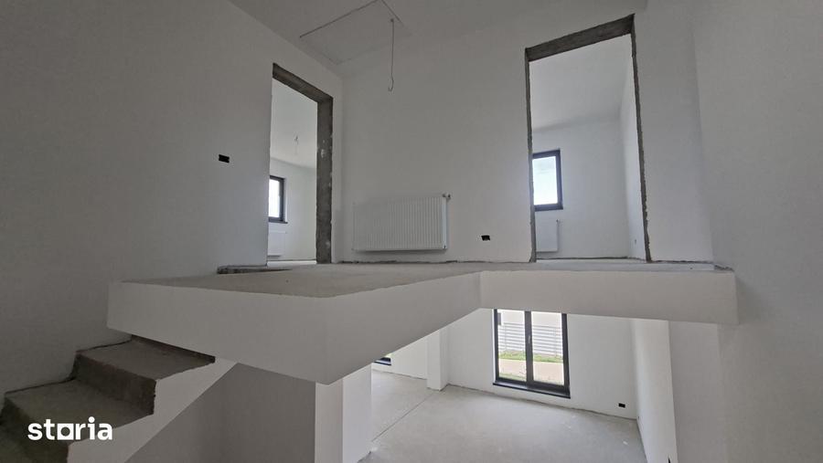 Casă cu 4 camere cu Teren 601 Mp în Central