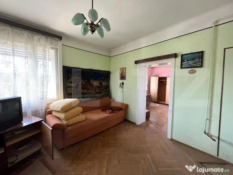 Casă cu 3 camere cu Teren 648 Mp în Central