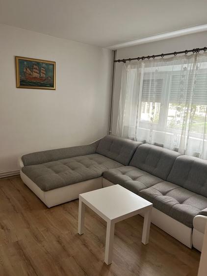 Apartament cu 2 camere decomandat în Exterior Vest