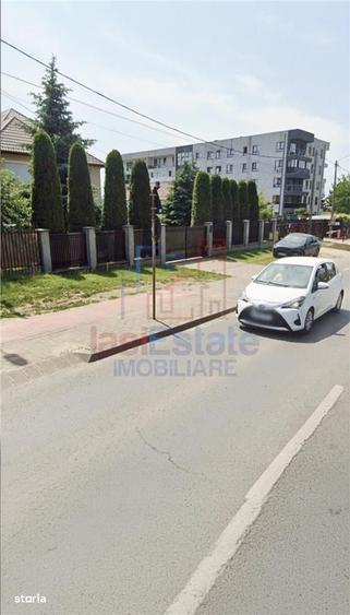 Spațiu comercial, în Cug