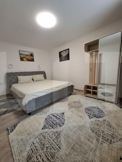 Casă individuală cu 6 camere cu Canalizare în Central