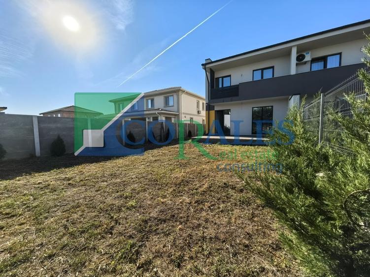 Duplex cu 4 camere cu Canalizare în Dumbrăvița