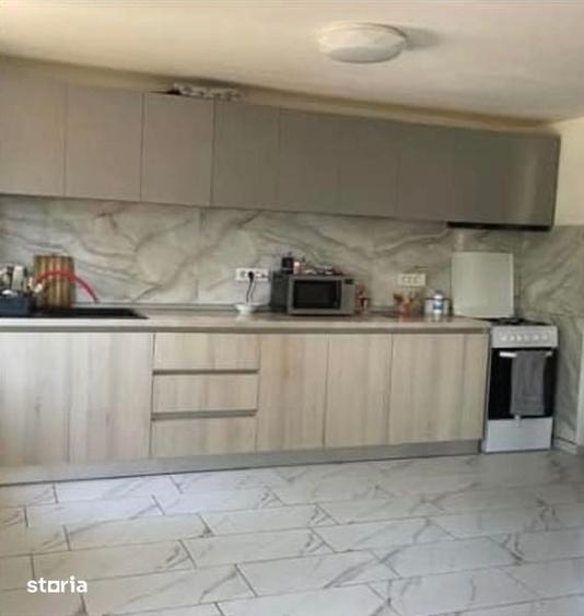 Vand casa sau schimb cu apartamnet in zona blocuri Liliesti Baicoi - 4