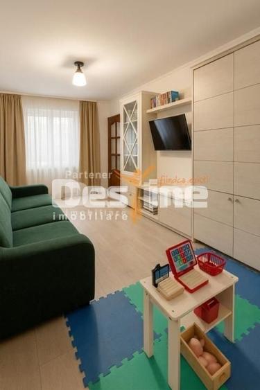 Casă individuală cu 5 camere cu Canalizare în Palas