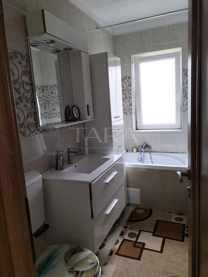 Penthouse cu 3 camere semidecomandat, mobilat în Vest