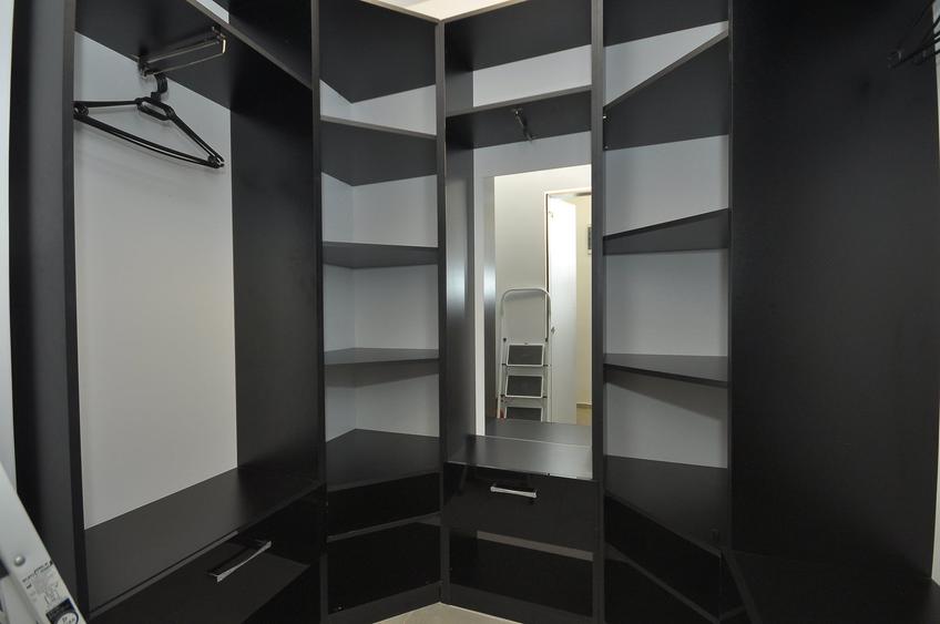 Apartament cu 3 camere decomandat în Prelungirea Ghencea