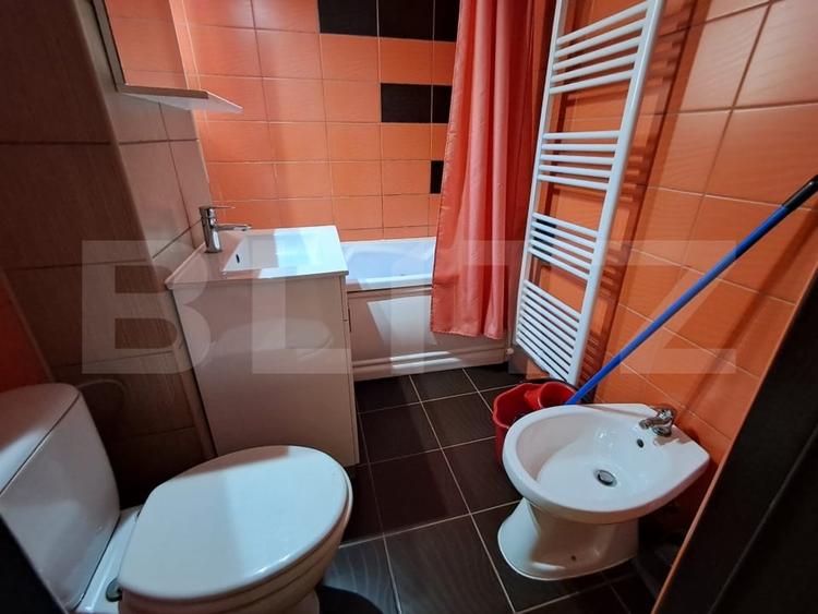 Apartament cu 3 camere decomandat, mobilat în Sighișoara