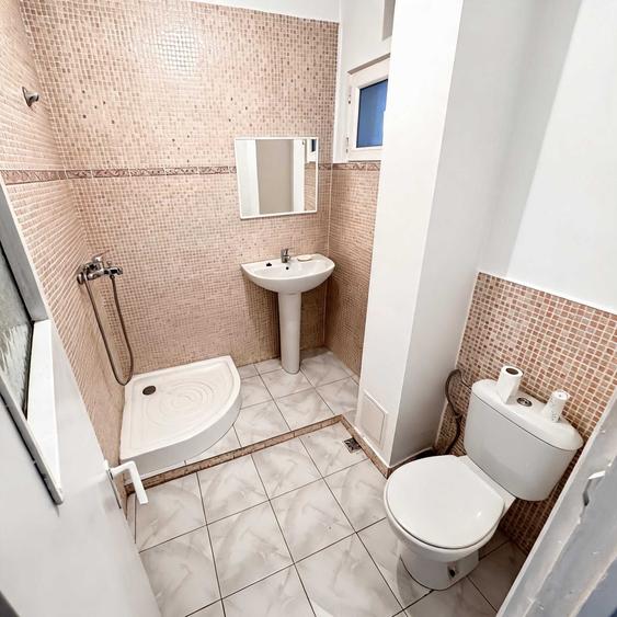 Apartament cu 3 camere decomandat în Unirii