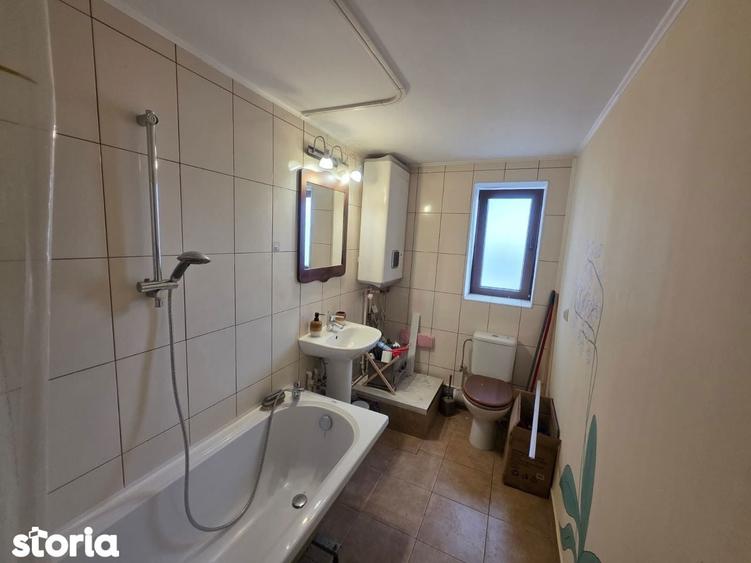 Apartament cu 3 camere în Volovăț