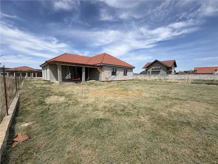 Casă cu Teren 800 Mp în Oșorhei
