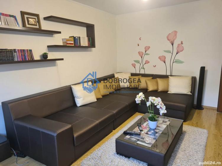 Apartament cu 3 camere decomandat în C5