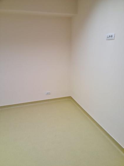 Spațiu comercial, de 70 mp, în Popoveni