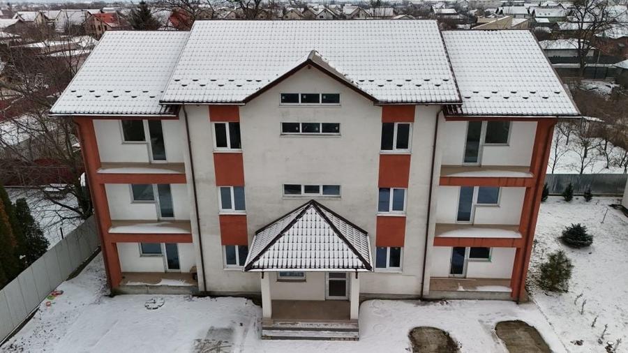 Spațiu comercial, de 500 mp, în Valea Moșneagului