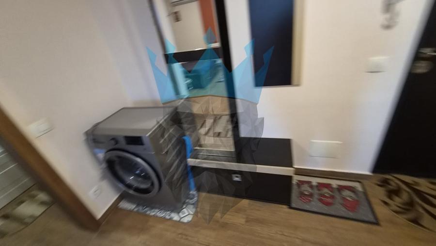 Garsonieră decomandată, mobilată în Păcii