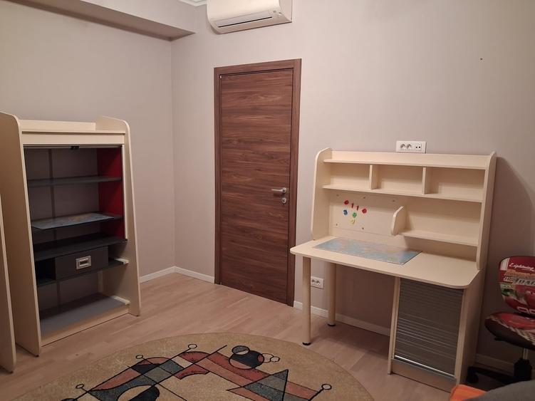 Apartament cu 3 camere, mobilat în Dudești