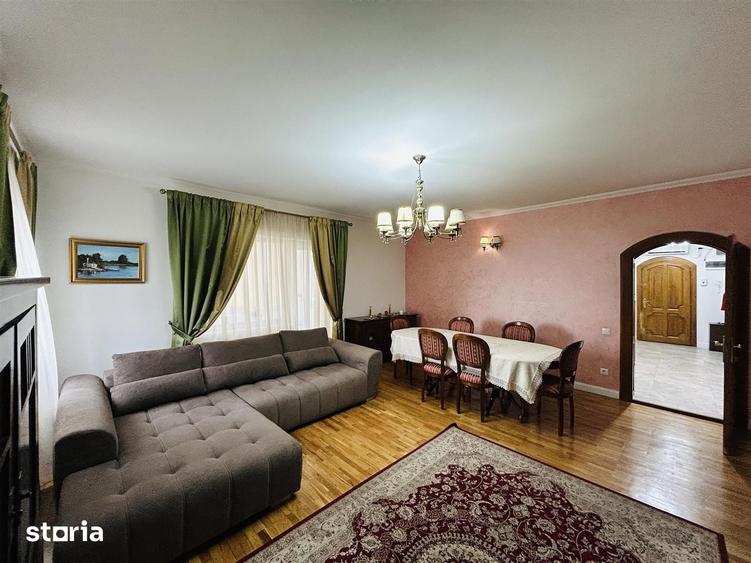 Apartament cu 4 camere în Sub Arini