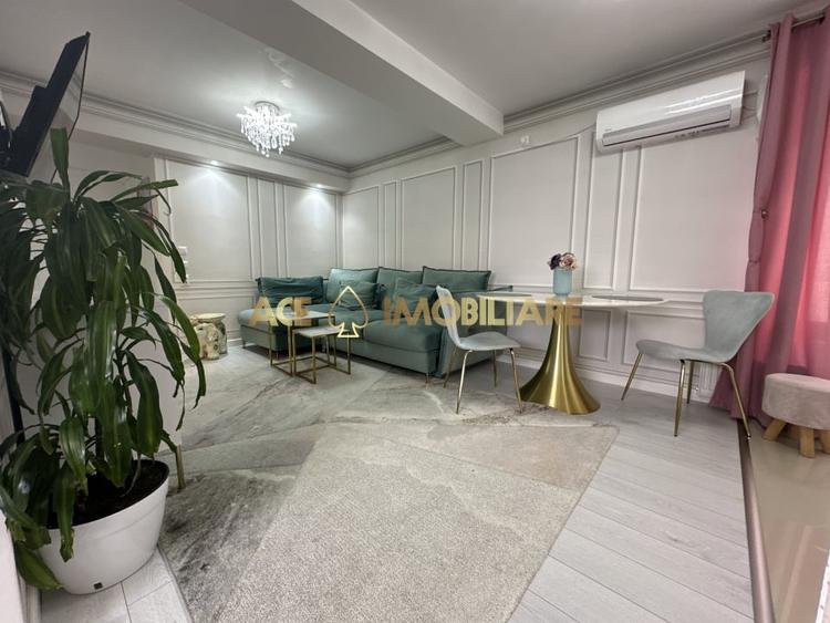 Apartament cu 4 camere semidecomandat, mobilat în Vitan