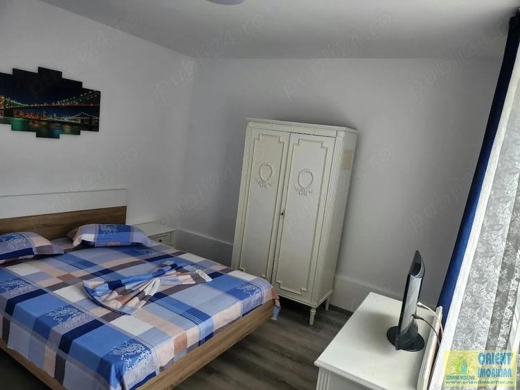 Casă cu 7 camere cu Teren 300 Mp în Nord