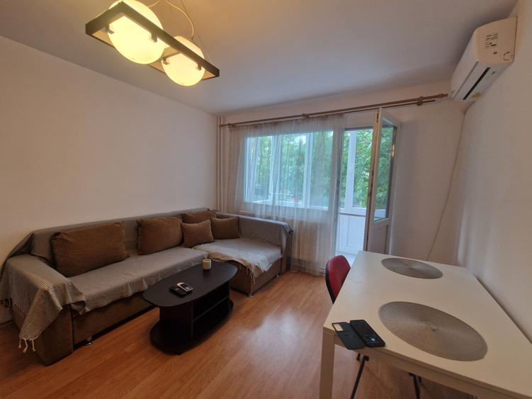 Apartament cu 2 camere semidecomandat în Medicină