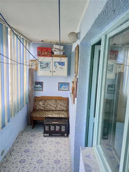 Apartament cu 2 camere decomandat în Podu Roș