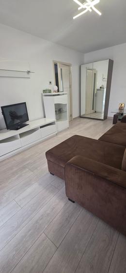 Apartament cu 2 camere decomandat în Tătărași
