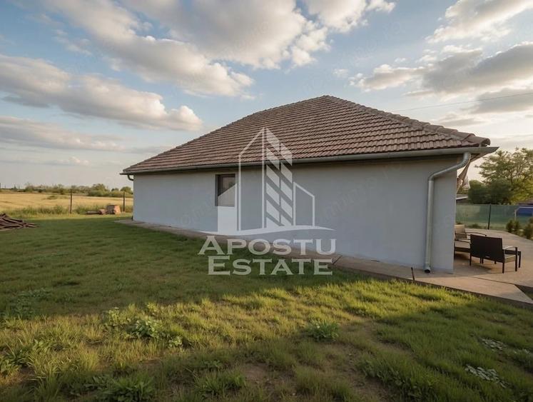 Casă cu 5 camere cu Teren 2972 Mp în Sânpetru Mic