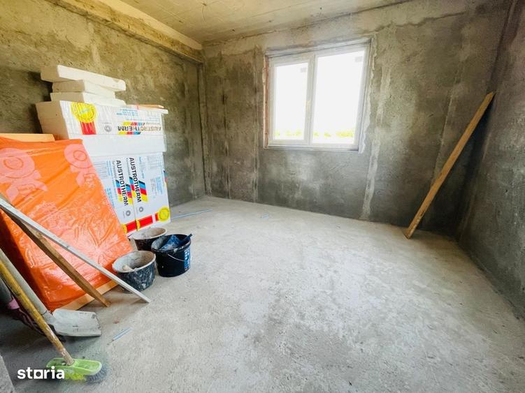 Casă cu 4 camere în Ciorogârla