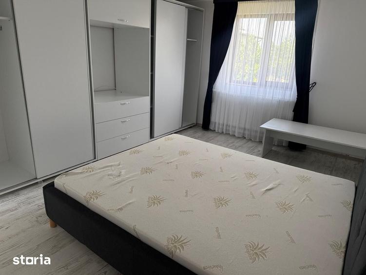 Casă cu 4 camere cu Teren 250 Mp în Ulmi