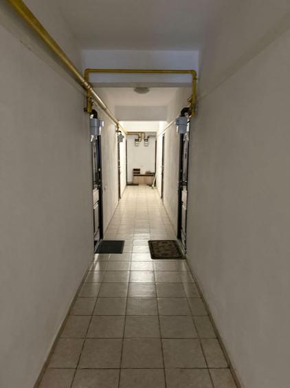 Ap 3 camere - rezultat din alipirea a 2 garsoniere - 62 mp - parter - 26