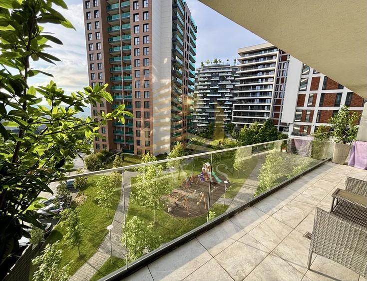 Apartament cu 3 camere decomandat, mobilat în Zorilor
