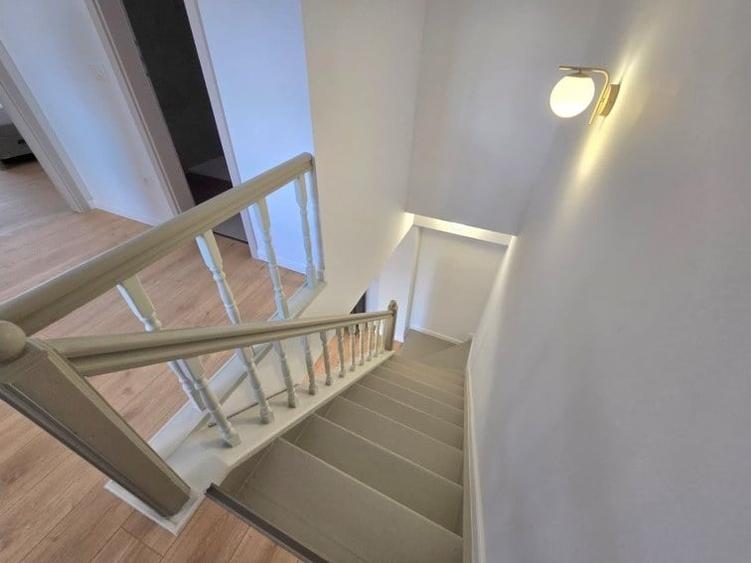 Apartament cu 4 camere în Victoriei