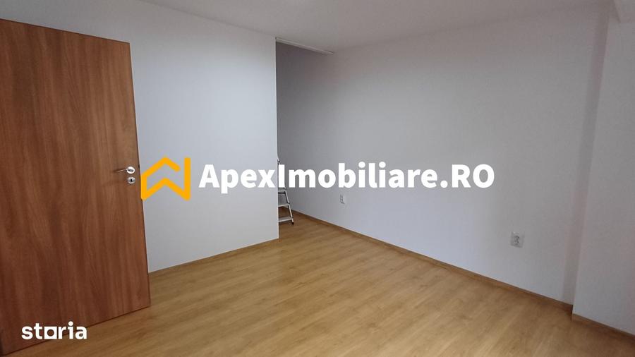 Apartament cu 2 camere decomandat în Victoriei