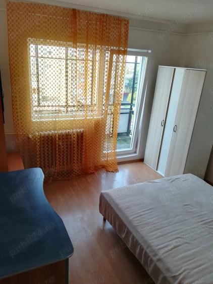 Apartament cu 3 camere decomandat în Aradul Nou