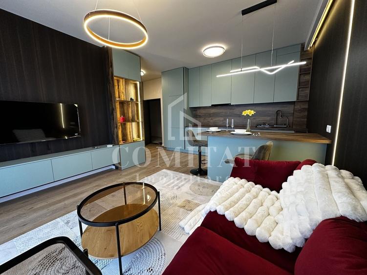 Apartament cu 2 camere semidecomandat, mobilat în Florești — fotografia 1