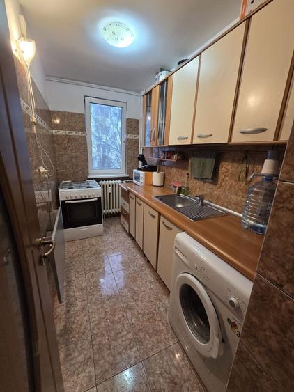 Garsonieră decomandată în Valea Oltului